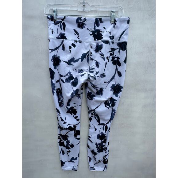 Athleta leggings - Picture 6 of 6